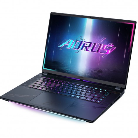 Gigabyte AORUS MASTER 16 (3)